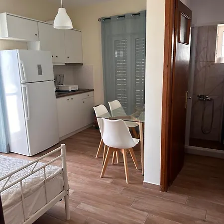Angellos Marifay Apartment *